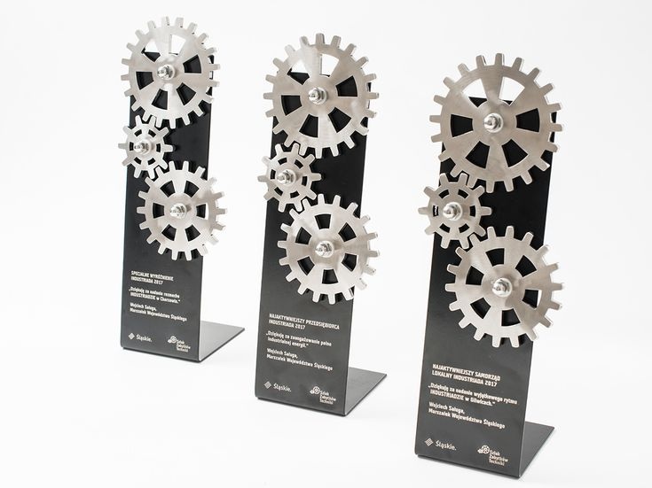 Custom metal trophy